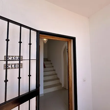 R1384 Casa Cleo *
