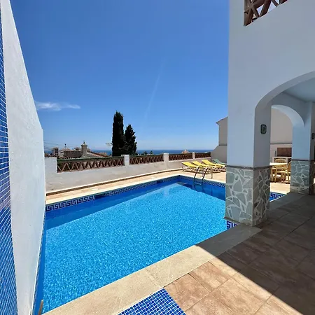 R1384 Casa Cleo Nerja