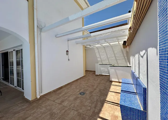 R1384 Casa Cleo Вилла Нерха