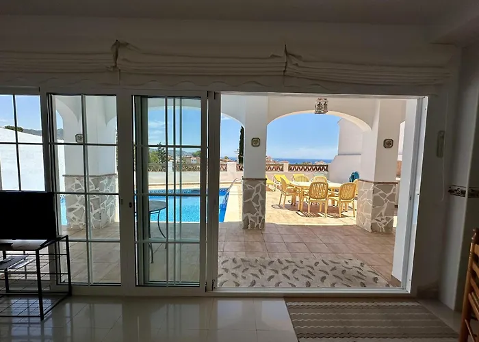 R1384 Casa Cleo * Нерха