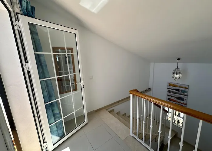 R1384 Casa Cleo Вилла Нерха